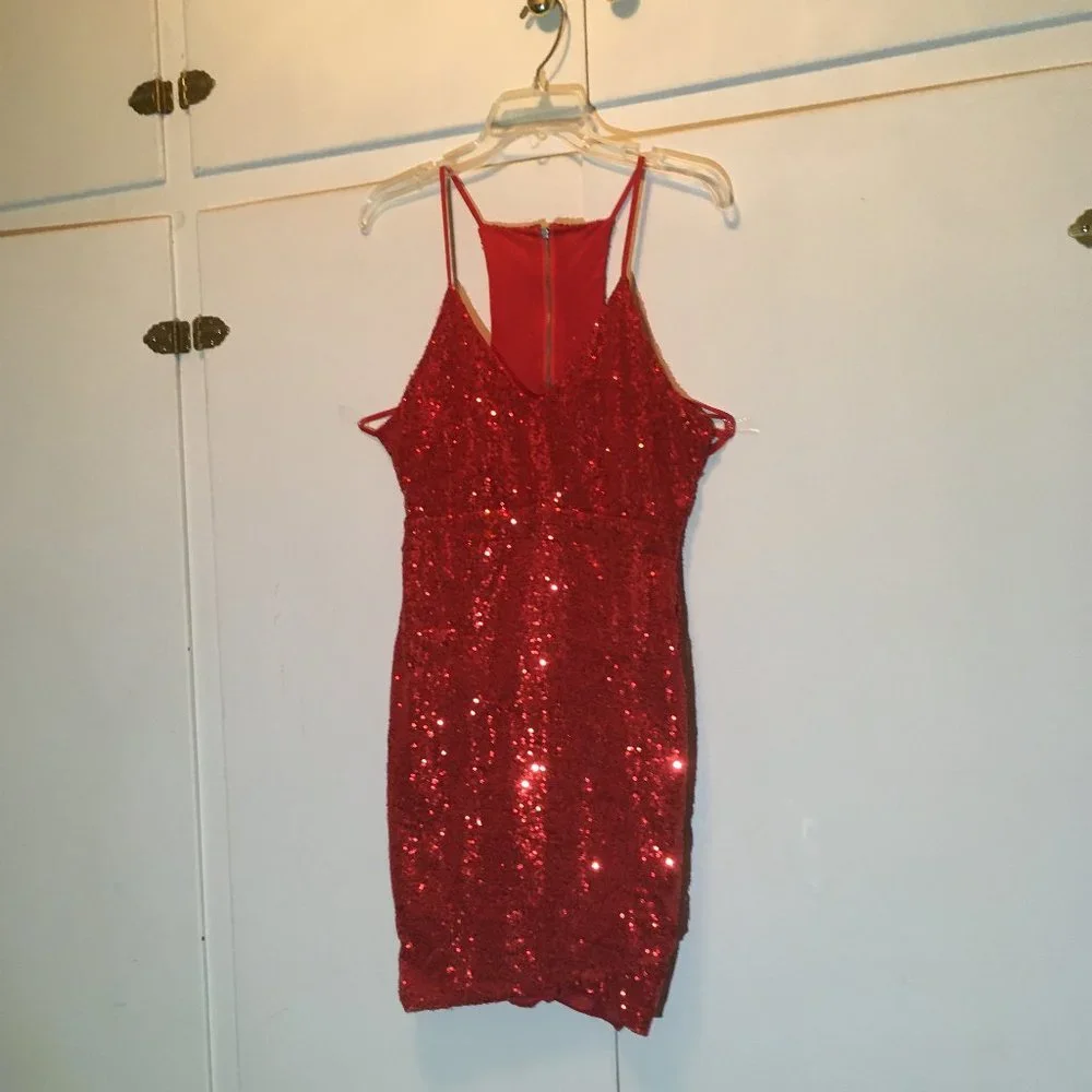 Red Sequin Cutout Dress - Picture 3 of 10